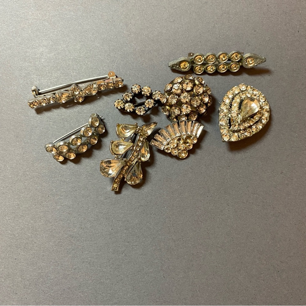 Vintage small rhinestone pin lot